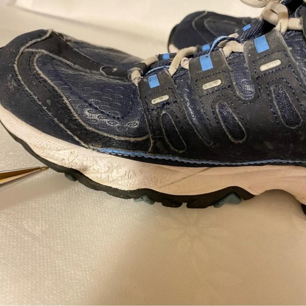 Avia Women’s Size 9.5 Shoes Lace‎ Up See All Pictures For Condition